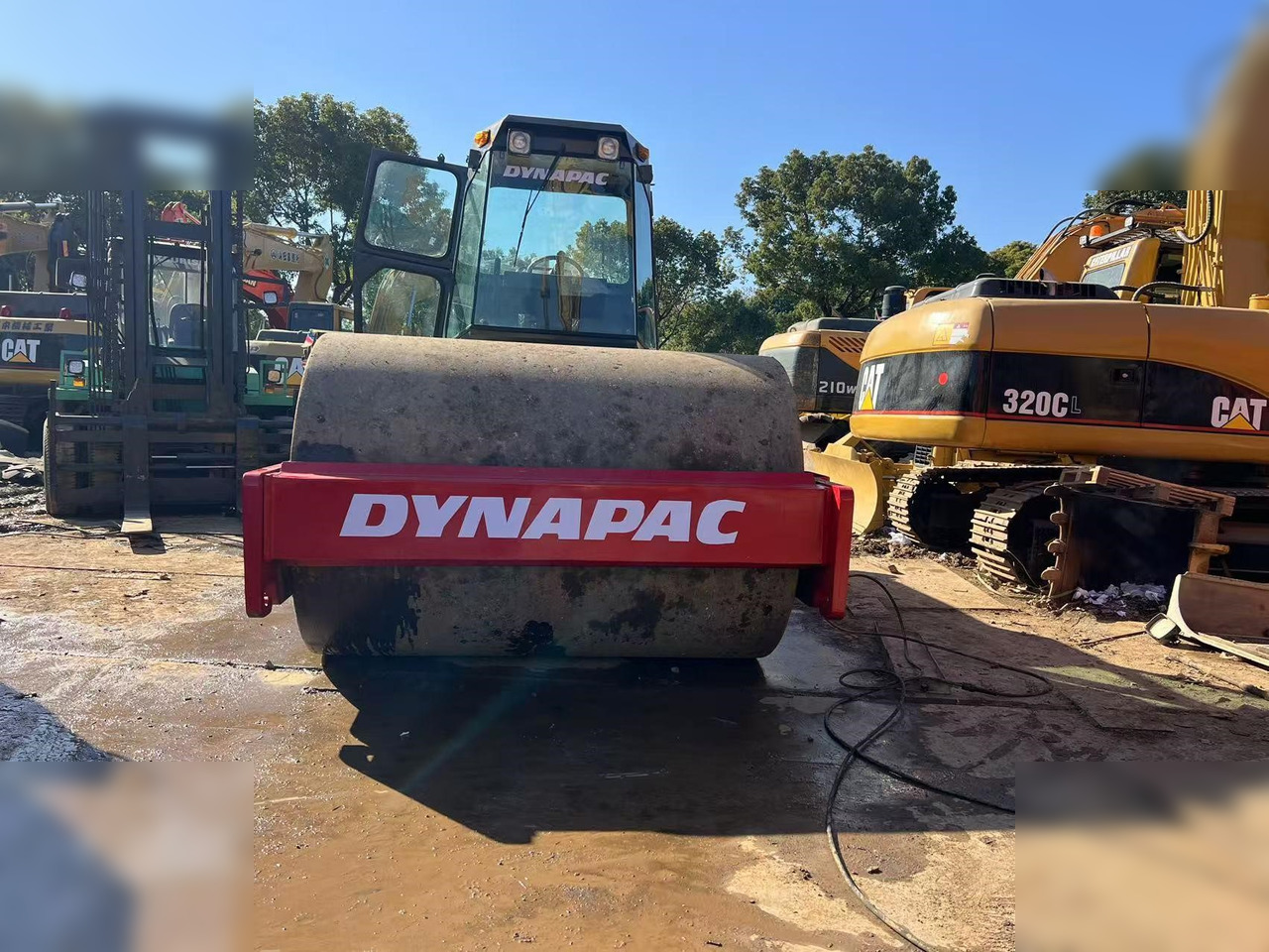 DYNAPAC CA251D - Rodillo: foto 2 DYNAPAC CA251D - Rodillo: foto 2