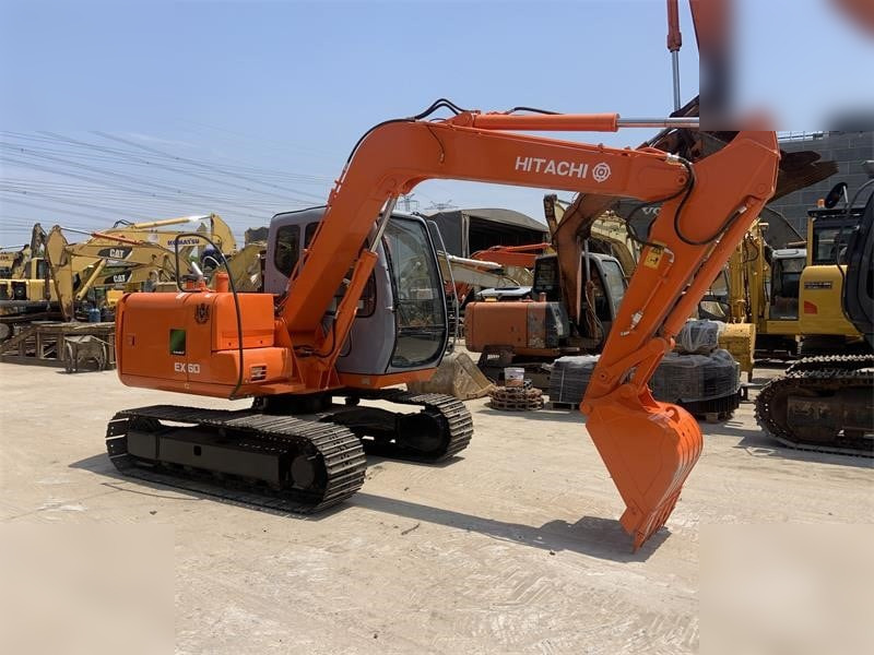 HITACHI EX60-5 - Excavadora de cadenas: foto 1 HITACHI EX60-5 - Excavadora de cadenas: foto 1