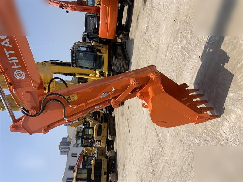 HITACHI EX60-5 - Excavadora de cadenas: foto 4 HITACHI EX60-5 - Excavadora de cadenas: foto 4