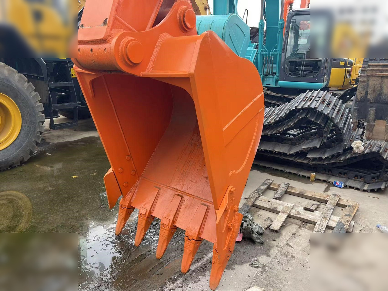 HITACHI ZX200 - Excavadora de cadenas: foto 3 HITACHI ZX200 - Excavadora de cadenas: foto 3
