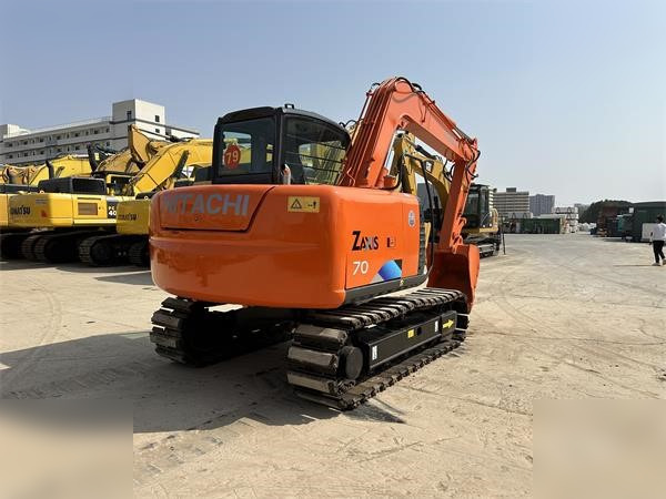 HITACHI ZX70 - Excavadora de cadenas: foto 5 HITACHI ZX70 - Excavadora de cadenas: foto 5