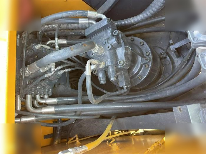 Excavadora de cadenas HYUNDAI HX220HD: foto 7 Excavadora de cadenas HYUNDAI HX220HD: foto 7