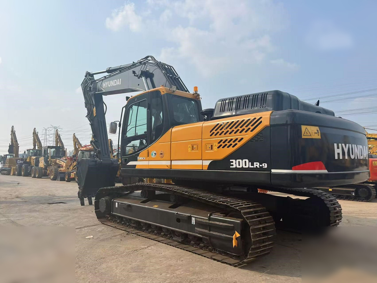 HYUNDAI HX300 LR - Excavadora de cadenas: foto 4 HYUNDAI HX300 LR - Excavadora de cadenas: foto 4