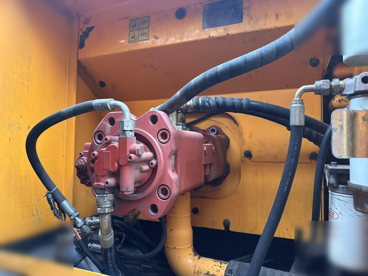 HYUNDAI ROBEX 210 LC-7 - Excavadora de cadenas: foto 4 HYUNDAI ROBEX 210 LC-7 - Excavadora de cadenas: foto 4