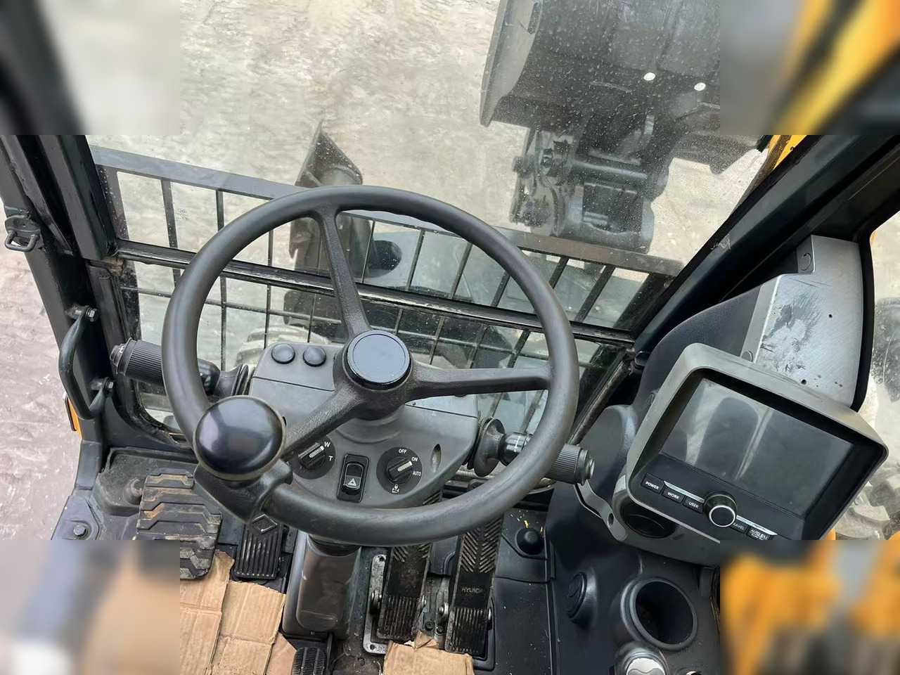 HYUNDAI ROBEX 210W-9S - Excavadora de ruedas: foto 5 HYUNDAI ROBEX 210W-9S - Excavadora de ruedas: foto 5