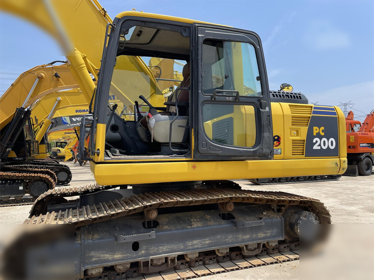 KOMATSU PC200-8 - Excavadora de cadenas: foto 5 KOMATSU PC200-8 - Excavadora de cadenas: foto 5