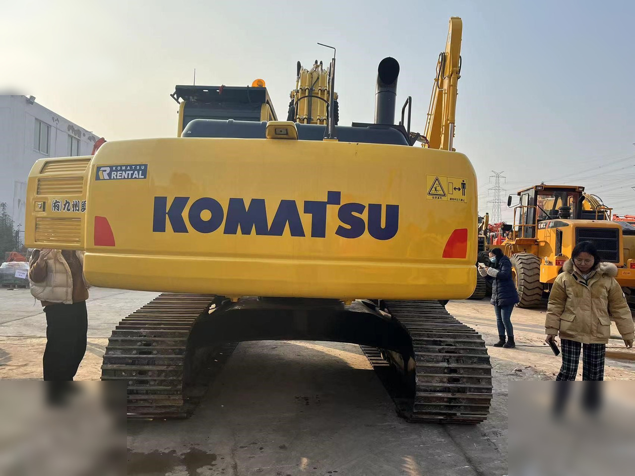 KOMATSU PC220-8M0 - Excavadora de cadenas: foto 4 KOMATSU PC220-8M0 - Excavadora de cadenas: foto 4