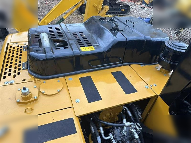 SANY SY235C - Excavadora de cadenas: foto 3 SANY SY235C - Excavadora de cadenas: foto 3