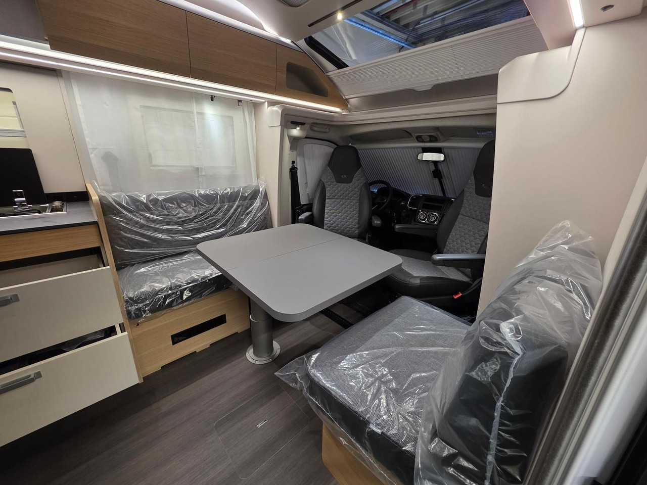 Autocaravana perfilada Adria Coral ALL-IN 650 DL*LUFTFEDERUNG HA*SOLAR*SOFORT: foto 9