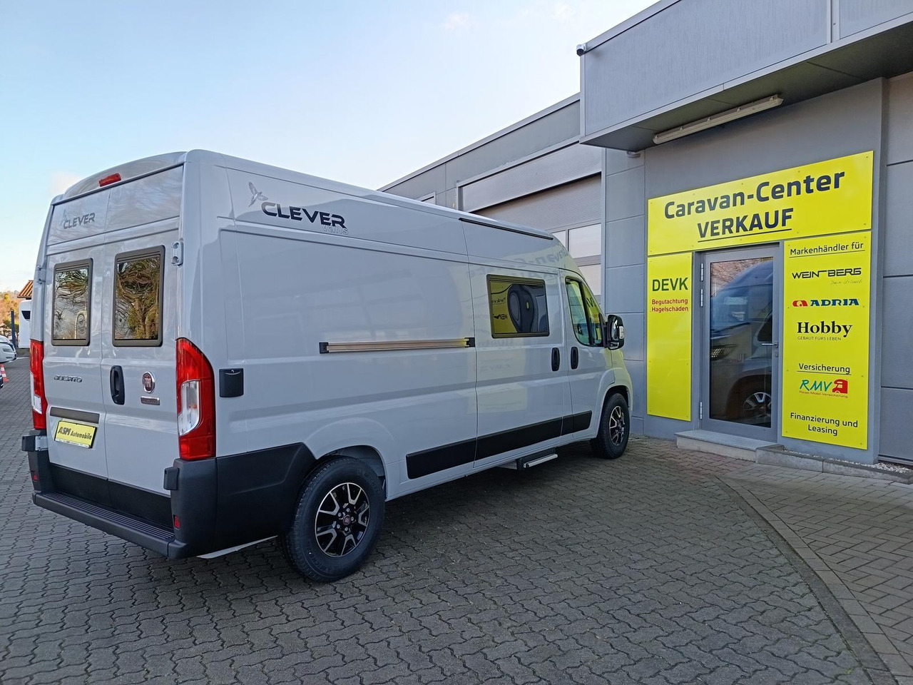 Clever Celebration 600 MJ24*AHK*MARKISE*ACC*R-KAM*RADIO - Cámper: foto 5 Clever Celebration 600 MJ24*AHK*MARKISE*ACC*R-KAM*RADIO - Cámper: foto 5