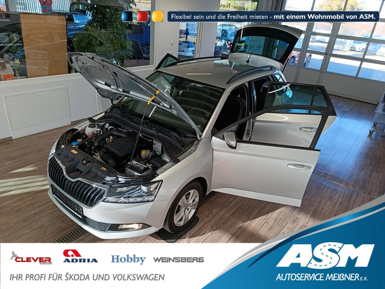 Skoda Fabia Combi Style 1.0 TSI*AHK*LED*R-KAM*PDC*SHZ* - Coche familiar: foto 1 Skoda Fabia Combi Style 1.0 TSI*AHK*LED*R-KAM*PDC*SHZ* - Coche familiar: foto 1