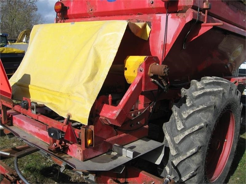 Bredal B 4 - Esparcidor de fertilizantes: foto 3 Bredal B 4 - Esparcidor de fertilizantes: foto 3