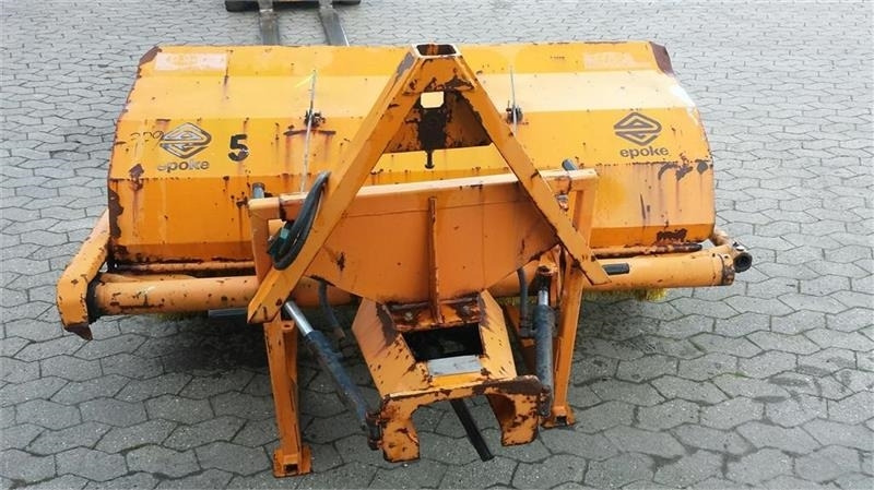 Epoke FS 3 17 - Barredora cucharón: foto 2 Epoke FS 3 17 - Barredora cucharón: foto 2