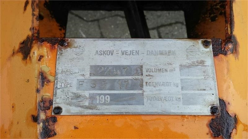 Epoke FS 3 17 - Barredora cucharón: foto 4 Epoke FS 3 17 - Barredora cucharón: foto 4