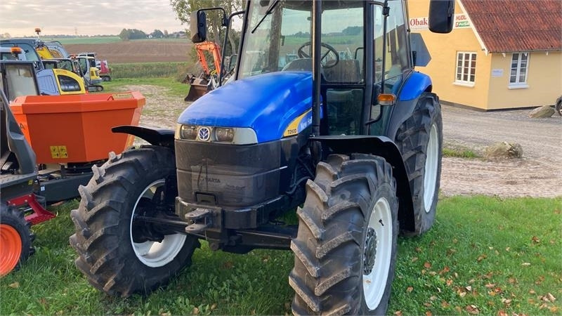 New Holland TD90D - Tractor: foto 2 New Holland TD90D - Tractor: foto 2