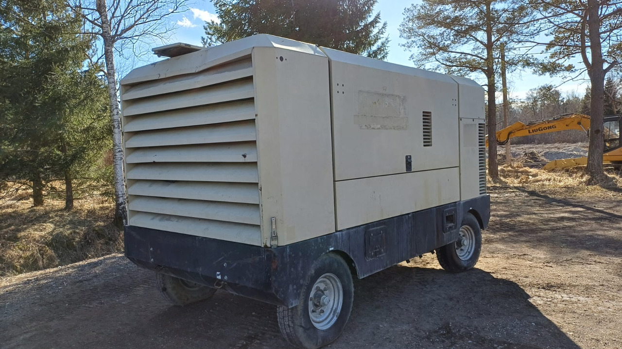 DOOSAN 12250 - Compresor de aire: foto 1 DOOSAN 12250 - Compresor de aire: foto 1