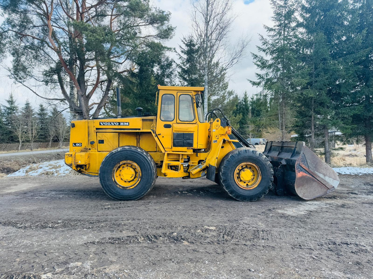 VOLVO L90 - Cargadora de ruedas: foto 5 VOLVO L90 - Cargadora de ruedas: foto 5