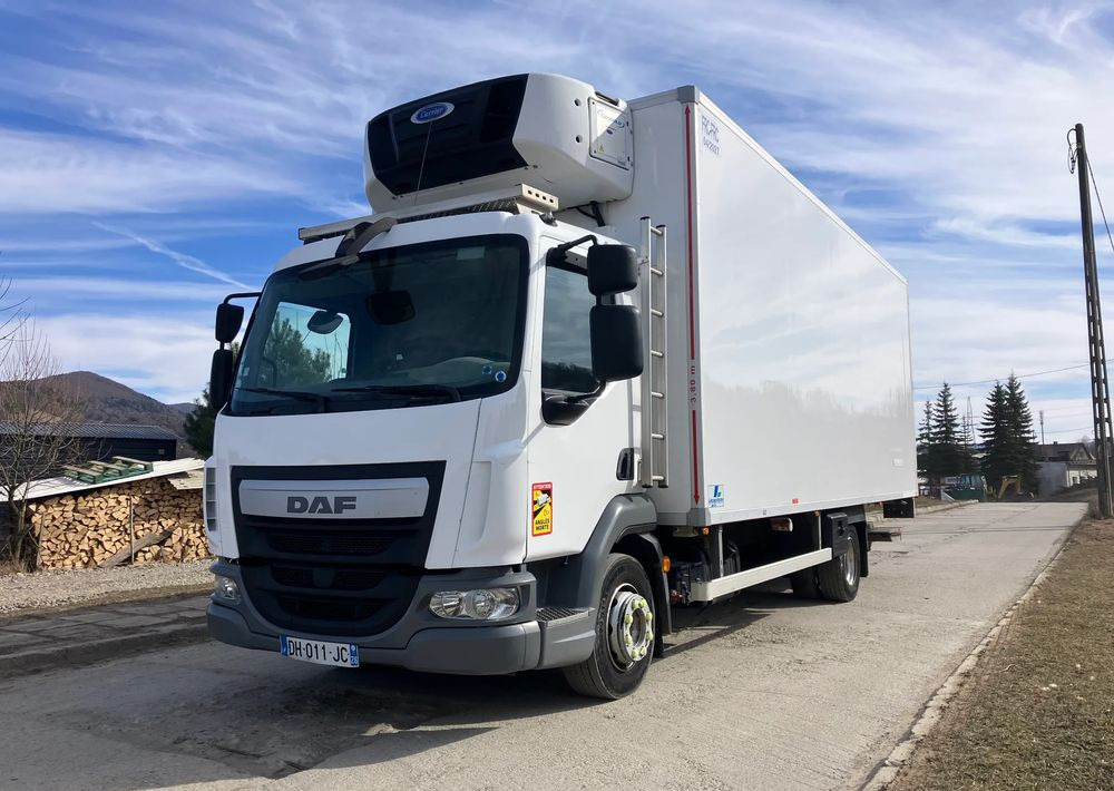 DAF Daf LF 12.210 chłodnia multi temperatura 16 palet - Camión frigorífico: foto 1 DAF Daf LF 12.210 chłodnia multi temperatura 16 palet - Camión frigorífico: foto 1