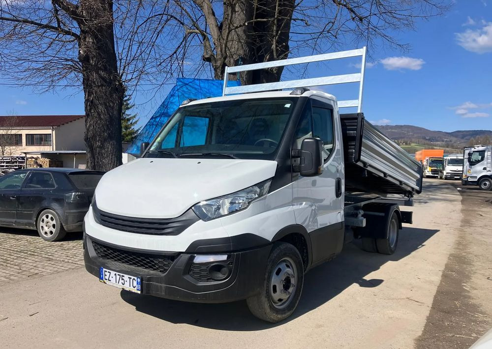 Iveco Iveco daily 35C14 wywrotka solidny kiper - Furgoneta basculante: foto 1 Iveco Iveco daily 35C14 wywrotka solidny kiper - Furgoneta basculante: foto 1
