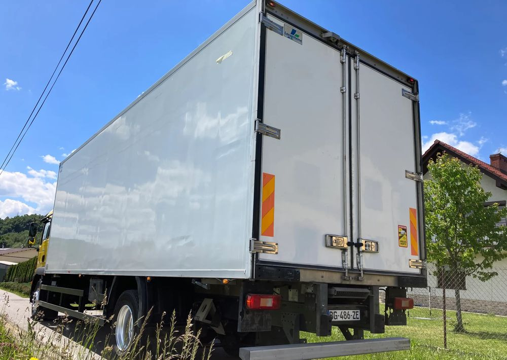 MAN MAN TGM 18.290 SYPIALKA chłodnia izoterma kontener - Camión frigorífico: foto 5 MAN MAN TGM 18.290 SYPIALKA chłodnia izoterma kontener - Camión frigorífico: foto 5