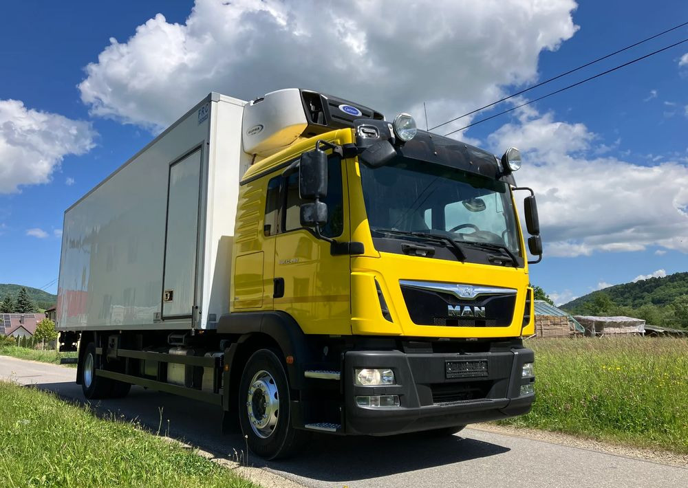 MAN MAN TGM 18.290 SYPIALKA chłodnia izoterma kontener - Camión frigorífico: foto 2 MAN MAN TGM 18.290 SYPIALKA chłodnia izoterma kontener - Camión frigorífico: foto 2