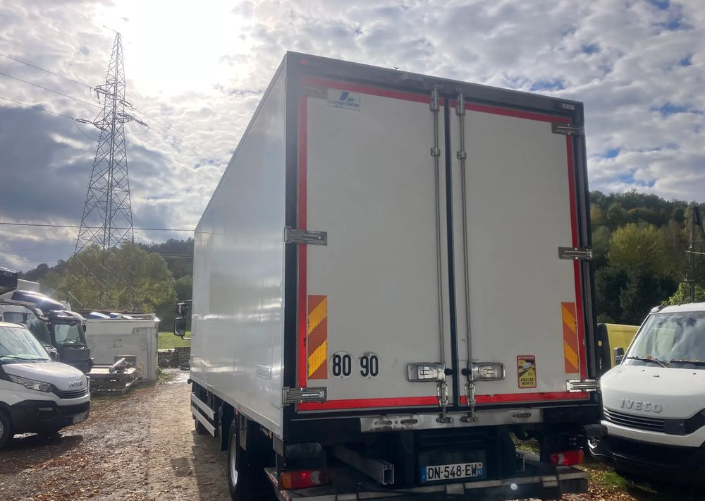 Renault Renault Gama D 240 chłodnia izoterma - Camión frigorífico: foto 4 Renault Renault Gama D 240 chłodnia izoterma - Camión frigorífico: foto 4