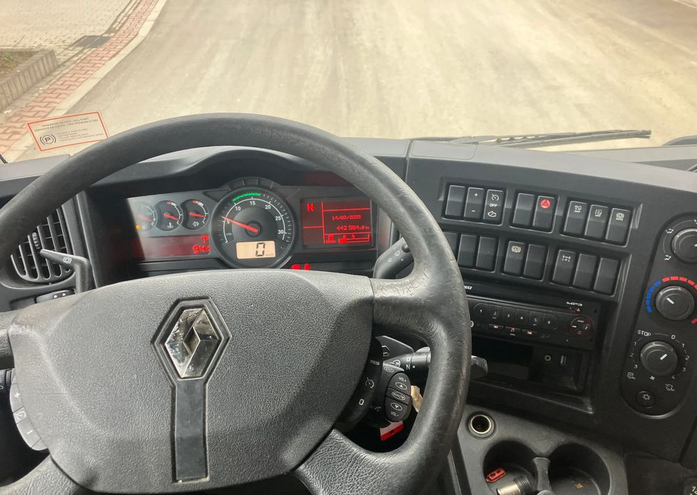 Camión frigorífico Renault Renault Gama D 250 chłodnia izoterma 16 PALET: foto 6