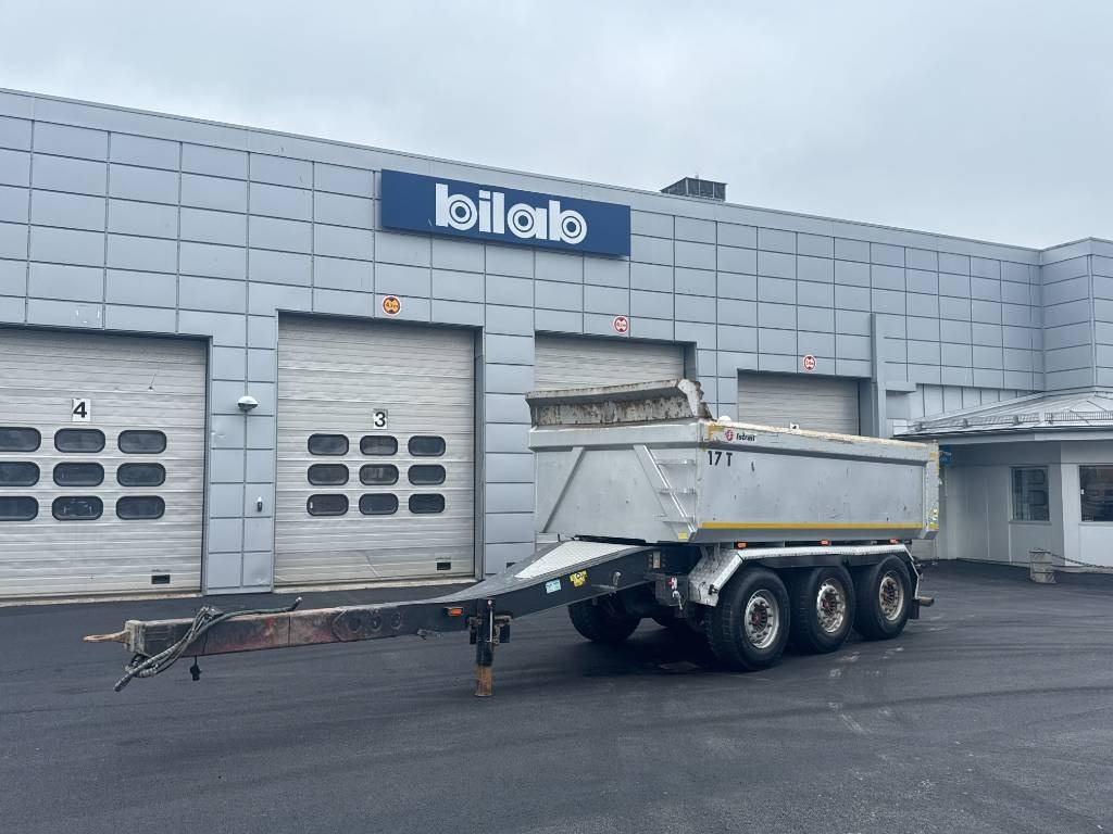 Istrail TN-144 3-axlig Dumperkärra - Remolque volquete: foto 1 Istrail TN-144 3-axlig Dumperkärra - Remolque volquete: foto 1