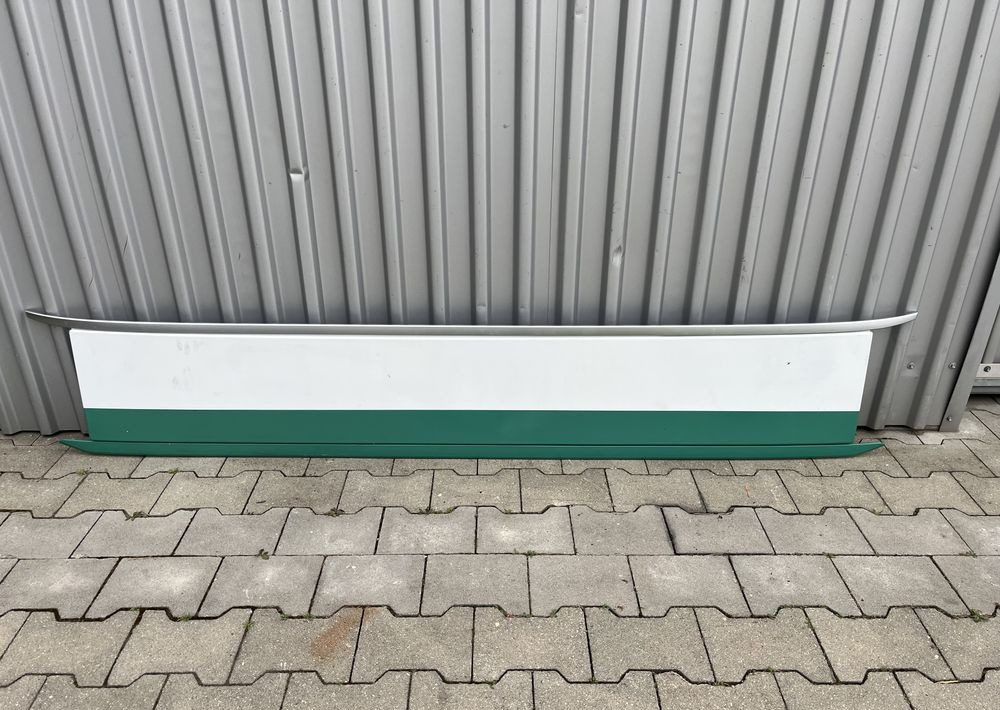 Blenda na maskę Volvo FH5 euro 6 FH 5 - Capota para Camión: foto 1 Blenda na maskę Volvo FH5 euro 6 FH 5 - Capota para Camión: foto 1