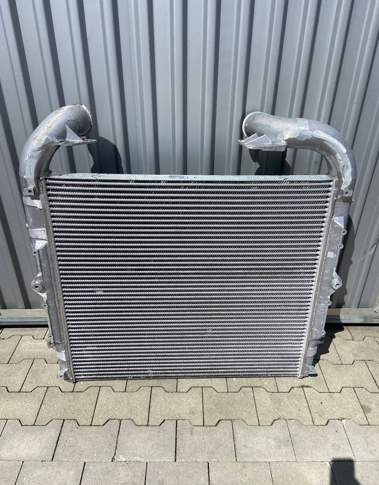 Intercooler Scania G euro 6 chłodnica powietrza 1902444 - Intercooler para Camión: foto 2 Intercooler Scania G euro 6 chłodnica powietrza 1902444 - Intercooler para Camión: foto 2