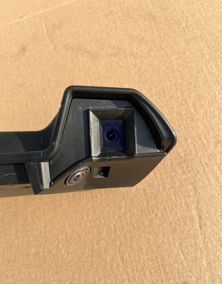 Kamera wsteczna MAN TG3 TGX TGS nowy model kamera boczna lusterko - Carrocería y exterior para Camión: foto 2 Kamera wsteczna MAN TG3 TGX TGS nowy model kamera boczna lusterko - Carrocería y exterior para Camión: foto 2