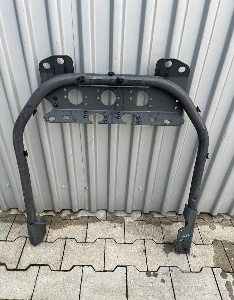 NOWY pałąk Volvo FH mocowanie przewodów wspornik - Carrocería y exterior para Camión: foto 1 NOWY pałąk Volvo FH mocowanie przewodów wspornik - Carrocería y exterior para Camión: foto 1