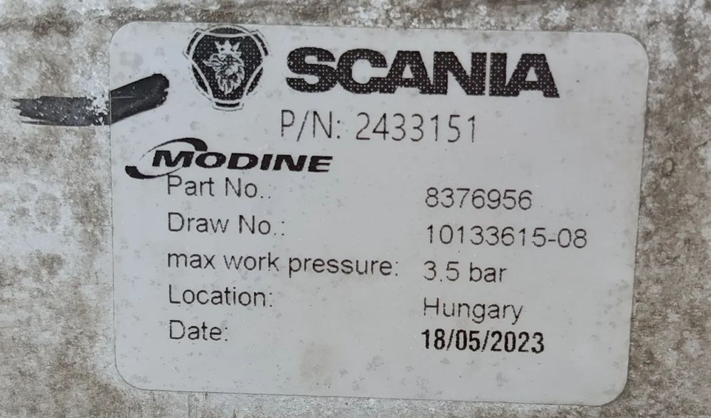 Scania S CHŁODNICA POWIETRZA INTERCOOLER 2433151 - Intercooler para Camión: foto 3 Scania S CHŁODNICA POWIETRZA INTERCOOLER 2433151 - Intercooler para Camión: foto 3