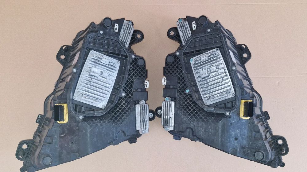 VOLVO FH5 LAMPA PRZEDNIA FULL LED 23752680 23752678 24056515 - Faro delantero para Camión: foto 2 VOLVO FH5 LAMPA PRZEDNIA FULL LED 23752680 23752678 24056515 - Faro delantero para Camión: foto 2