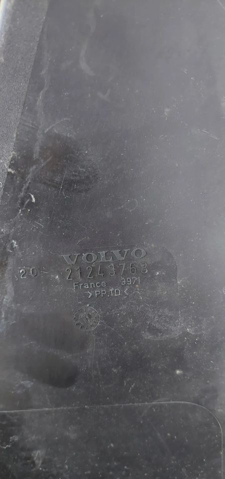 VOLVO FM4 KOMIN FILTR POWIETRZA 21243763 - Filtro de aire para Camión: foto 2 VOLVO FM4 KOMIN FILTR POWIETRZA 21243763 - Filtro de aire para Camión: foto 2