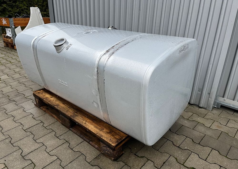 Zbiornik paliwa DAF XF CF 620 litrów bak - Procesamiento de combustible para Camión: foto 2 Zbiornik paliwa DAF XF CF 620 litrów bak - Procesamiento de combustible para Camión: foto 2