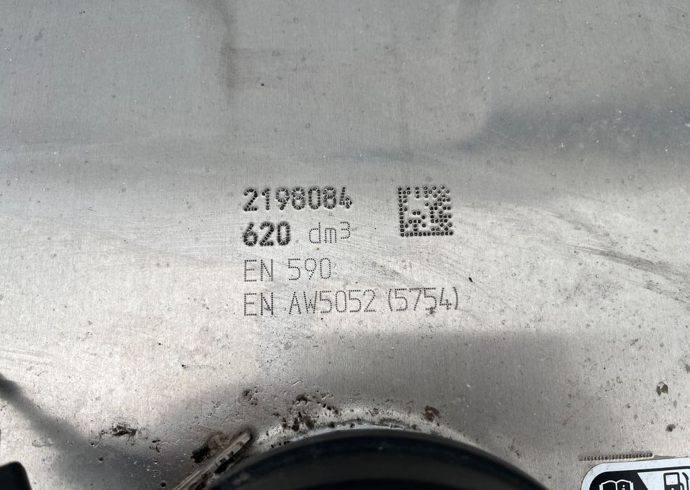 Zbiornik paliwa DAF XG XF CF 620 litrów bak jak NOWY - Procesamiento de combustible para Camión: foto 4 Zbiornik paliwa DAF XG XF CF 620 litrów bak jak NOWY - Procesamiento de combustible para Camión: foto 4