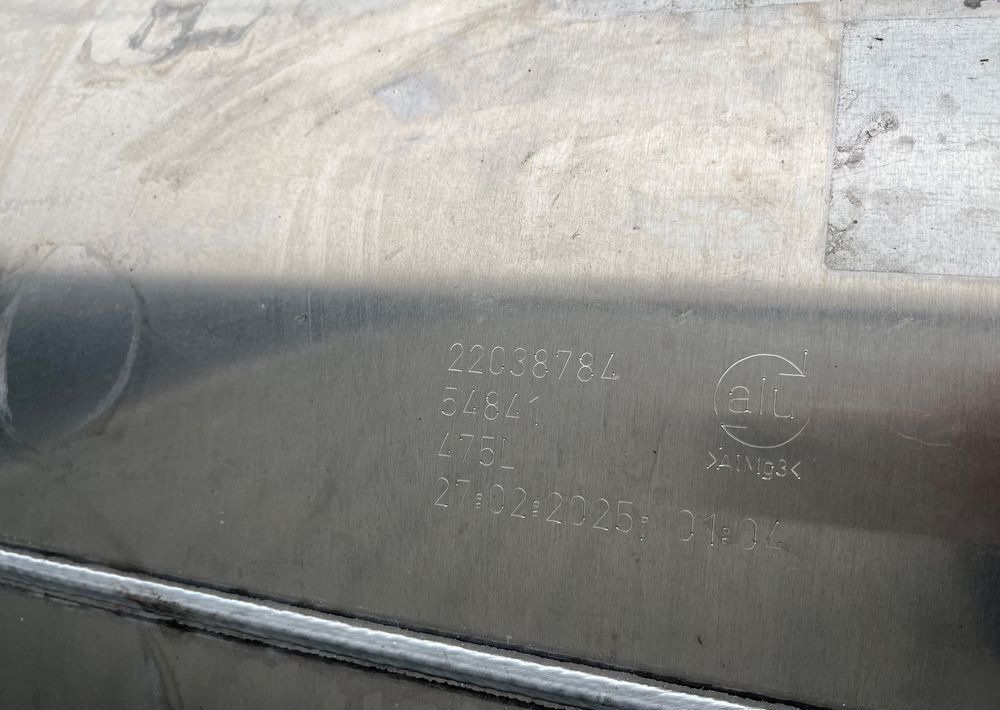 Zbiornik paliwa Volvo FH FM Renault 475 litrów bak low deck - Procesamiento de combustible para Camión: foto 4 Zbiornik paliwa Volvo FH FM Renault 475 litrów bak low deck - Procesamiento de combustible para Camión: foto 4