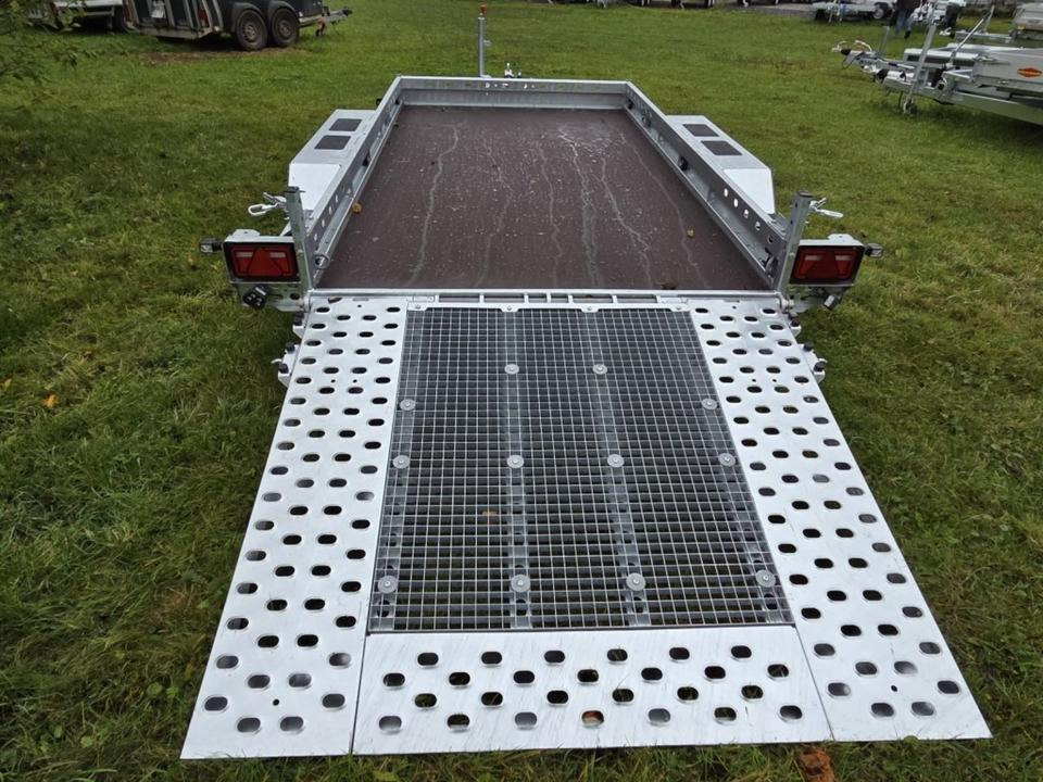 Böckmann BT TS 3518/3t PKW-Anhänger Baumaschinentransporter 3,5 t - Remolque porta maquinaria: foto 5 Böckmann BT TS 3518/3t PKW-Anhänger Baumaschinentransporter 3,5 t - Remolque porta maquinaria: foto 5