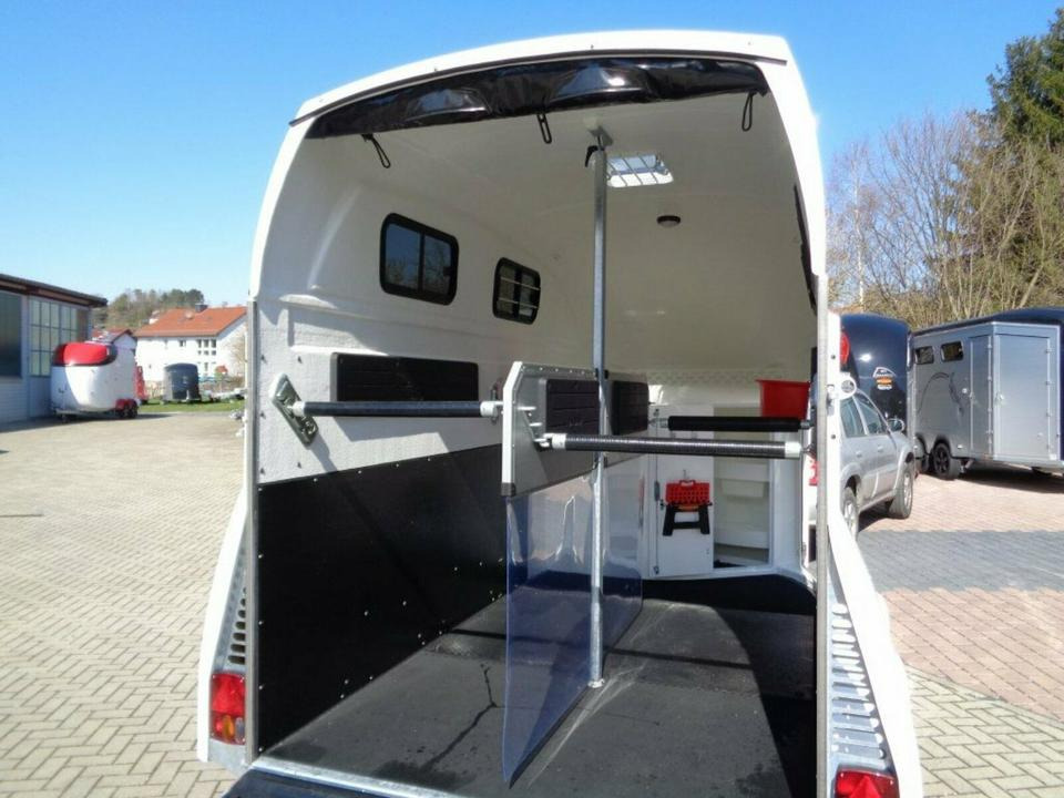 Remolque para caballos Böckmann Grand Master, WCF, 2,7 to. 100 km/h,Videoüberwachung,: foto 8 Remolque para caballos Böckmann Grand Master, WCF, 2,7 to. 100 km/h,Videoüberwachung,: foto 8