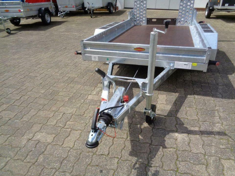Böckmann, PKW-Anhänger, Baumaschinentransporter, 2,7 to. 100 km/h - Remolque porta maquinaria: foto 2 Böckmann, PKW-Anhänger, Baumaschinentransporter, 2,7 to. 100 km/h - Remolque porta maquinaria: foto 2
