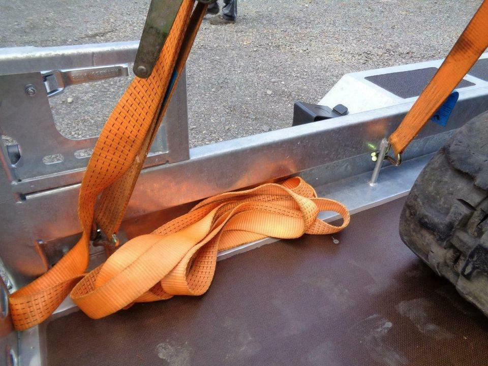 Böckmann, PKW-Anhänger, Baumaschinentransporter, 3,5 to. 100 km/h - Remolque porta maquinaria: foto 5 Böckmann, PKW-Anhänger, Baumaschinentransporter, 3,5 to. 100 km/h - Remolque porta maquinaria: foto 5