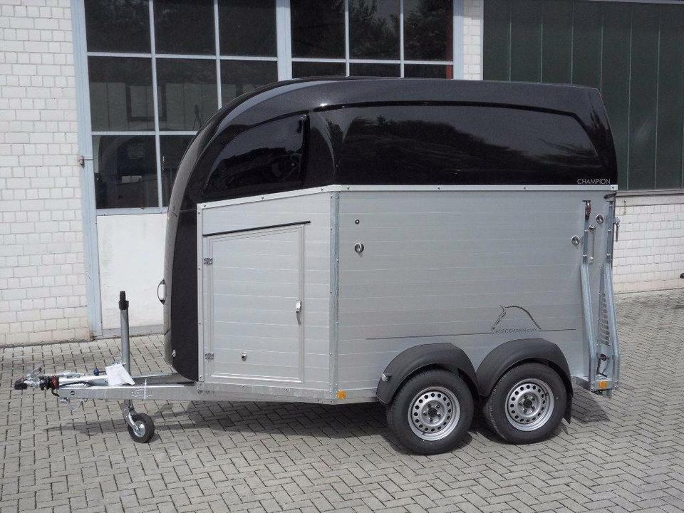 Böckmann Pferdeanhänger Champion R, Flügeltürkombi - Remolque para caballos: foto 2 Böckmann Pferdeanhänger Champion R, Flügeltürkombi - Remolque para caballos: foto 2