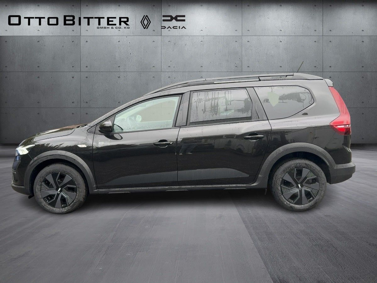 Dacia Jogger Expression ECO-G 100 5-Sitzer FLÜSSIGGAS - Coche familiar: foto 2 Dacia Jogger Expression ECO-G 100 5-Sitzer FLÜSSIGGAS - Coche familiar: foto 2