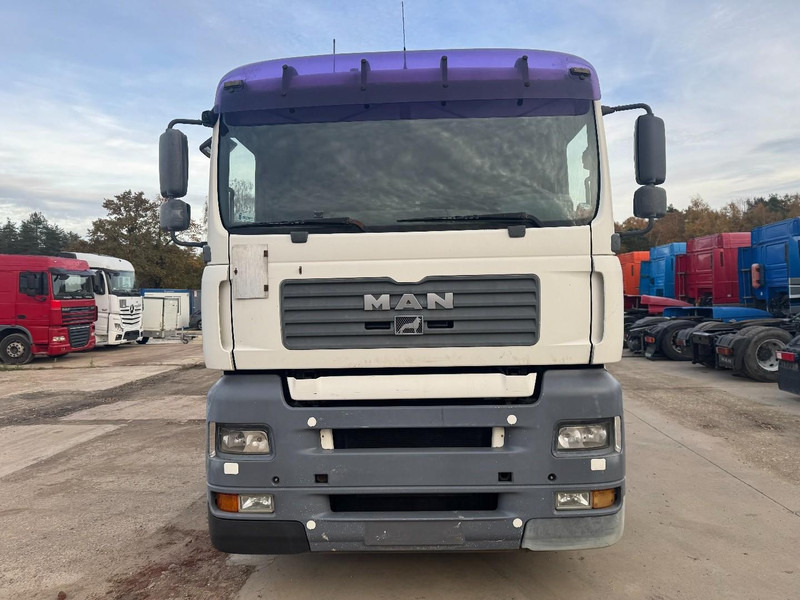 MAN TGA 18.430 (WITH HYDRUALIC PUMP / AVEC POMPE HYDRAULIQUE / PTO) - Cabeza tractora: foto 2 MAN TGA 18.430 (WITH HYDRUALIC PUMP / AVEC POMPE HYDRAULIQUE / PTO) - Cabeza tractora: foto 2