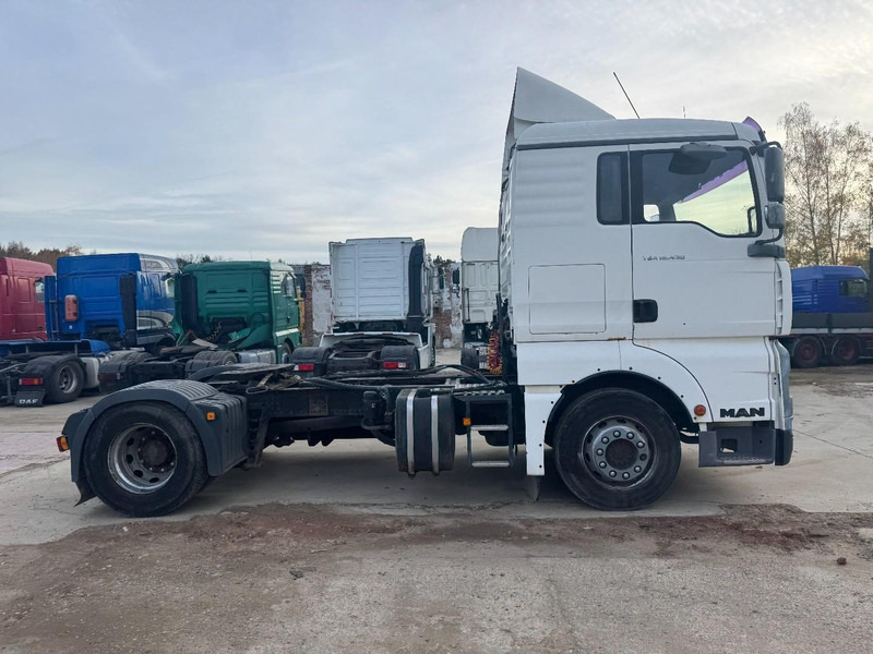 MAN TGA 18.430 (WITH HYDRUALIC PUMP / AVEC POMPE HYDRAULIQUE / PTO) - Cabeza tractora: foto 4 MAN TGA 18.430 (WITH HYDRUALIC PUMP / AVEC POMPE HYDRAULIQUE / PTO) - Cabeza tractora: foto 4