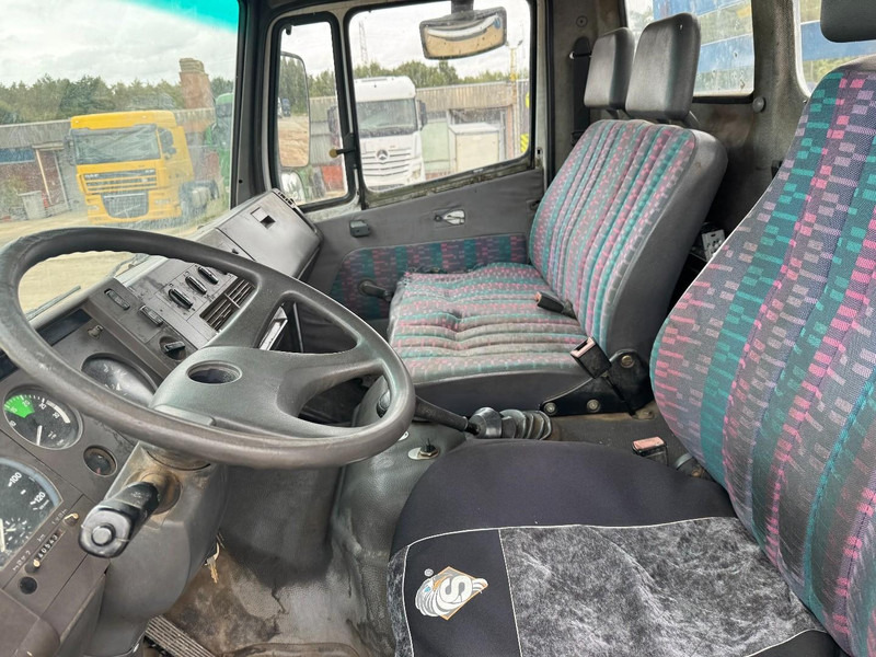 Camión volquete, Camión grúa Mercedes-Benz SK 917 (STEEL SUSPENSION / PARLFINGER CRANE / AUXILIARY / 6 CYLINDER WITH MANUAL PUMP): foto 11 Camión volquete, Camión grúa Mercedes-Benz SK 917 (STEEL SUSPENSION / PARLFINGER CRANE / AUXILIARY / 6 CYLINDER WITH MANUAL PUMP): foto 11