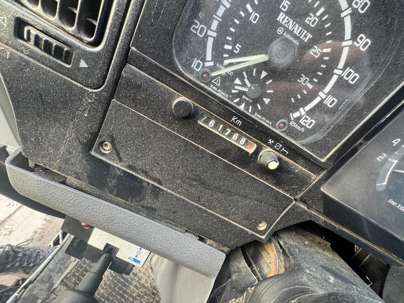 Camión volquete Renault Premium 260 (SUSPENISON LAMES / POMPE MANUELLE / BOITE MANUELLE / EURO 2): foto 13 Camión volquete Renault Premium 260 (SUSPENISON LAMES / POMPE MANUELLE / BOITE MANUELLE / EURO 2): foto 13