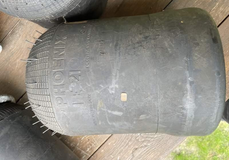 Mercedes-Benz Tourimo - Suspensión neumática para Autobús: foto 2 Mercedes-Benz Tourimo - Suspensión neumática para Autobús: foto 2