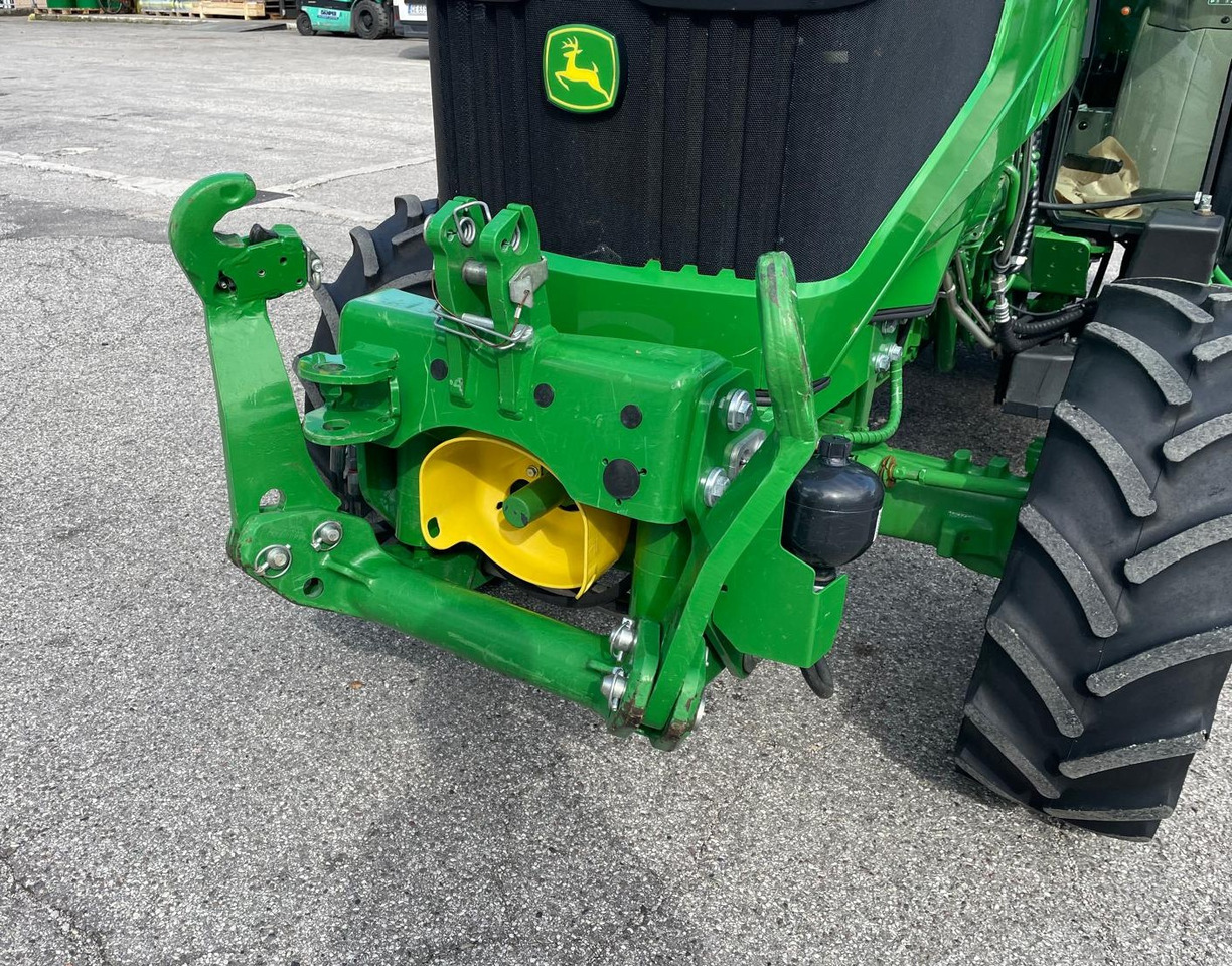 JOHN DEERE 5090 GF - Tractor: foto 5 JOHN DEERE 5090 GF - Tractor: foto 5